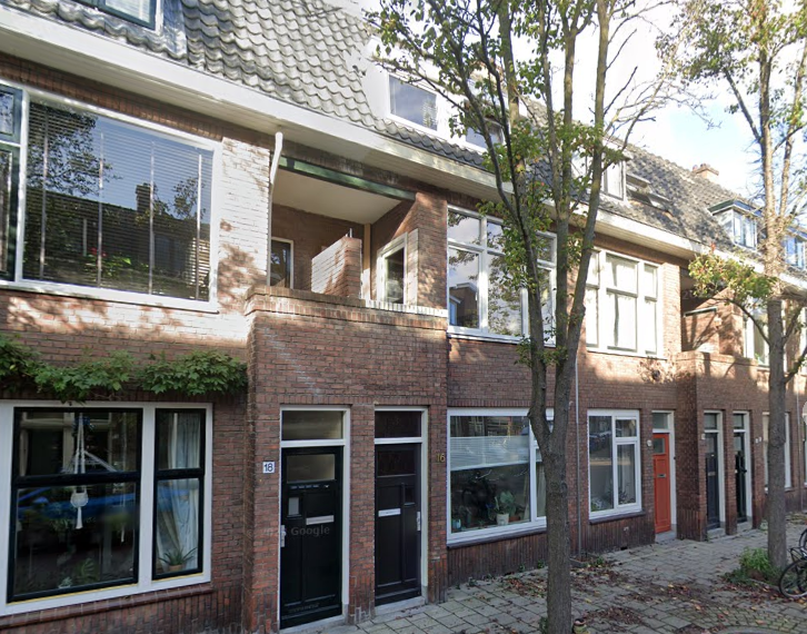 Photo 1, Van Bossestraat 12 | Room in Delft 
