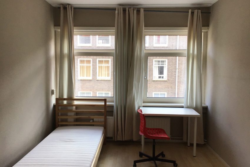Photo 1, Carel van Nieveltstraat | Room in Rotterdam Centre